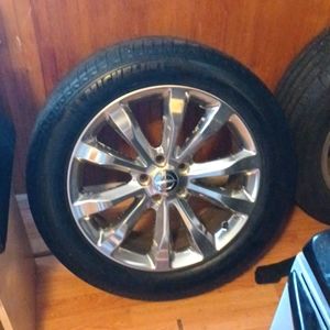 3 Michelin 19 inch tires an rims